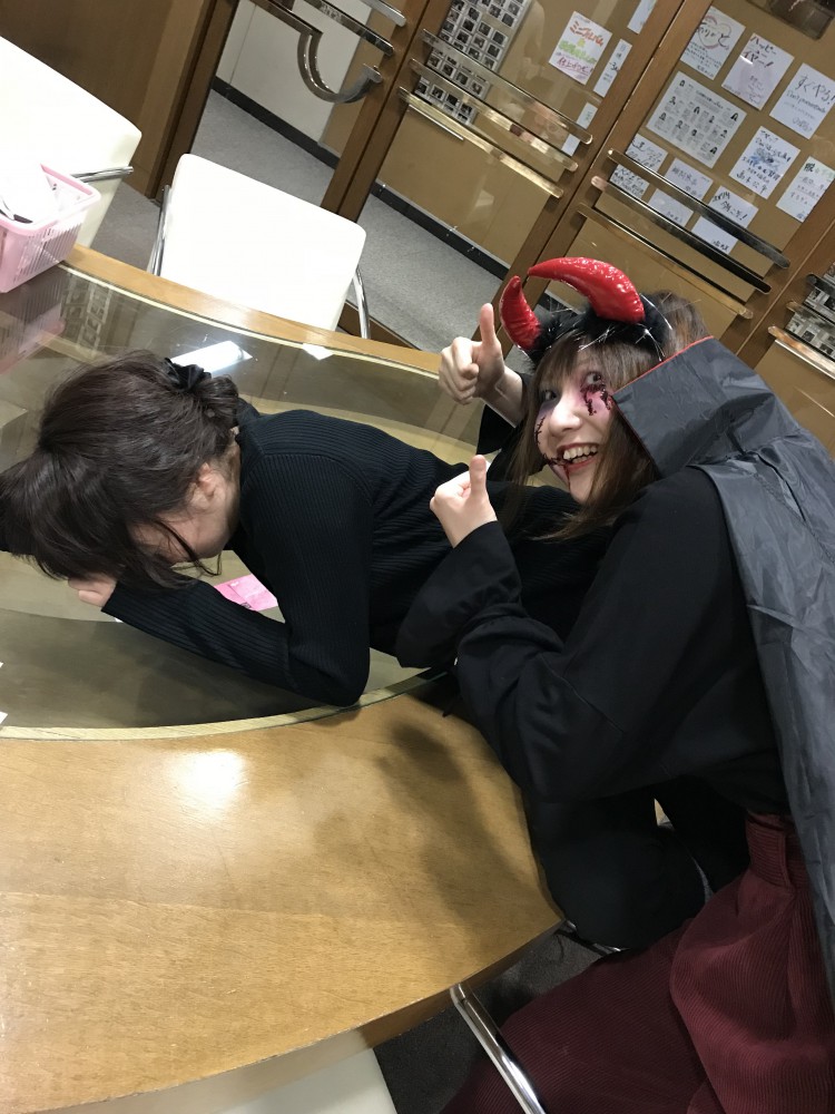 ①長い夜が始まる…(※特殊メイク注意)
