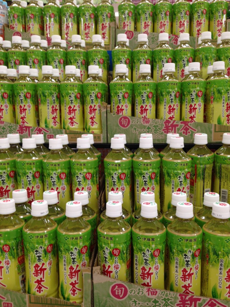 ぶなしめじ2株105円、イオン帯広店火曜市!